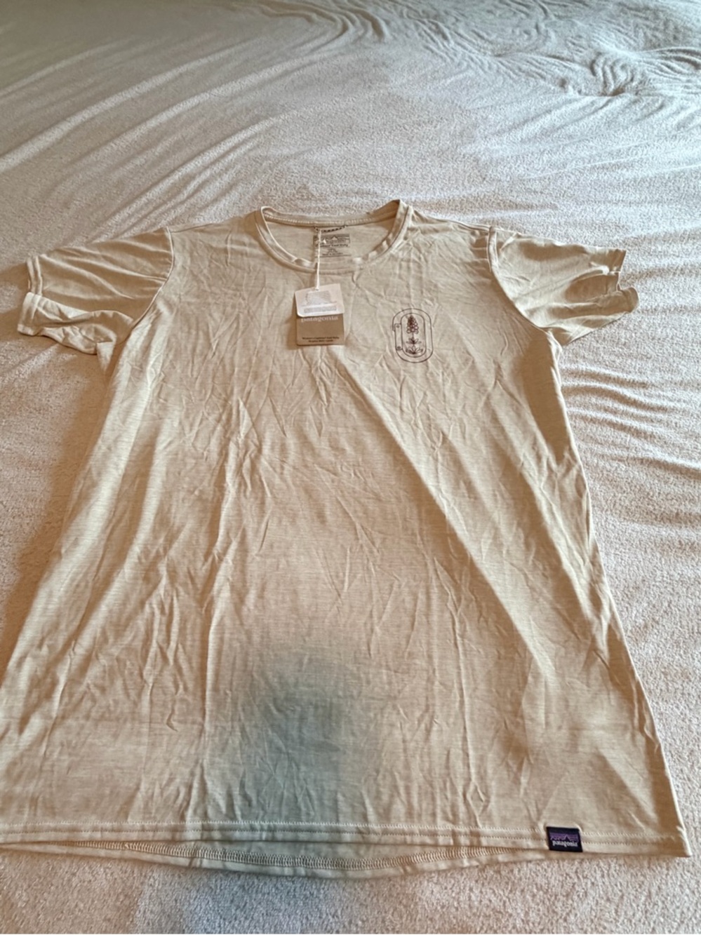 Patagonia Capilene Cool Daily Short Sleeve T-Shirt, beige, XL, NWT